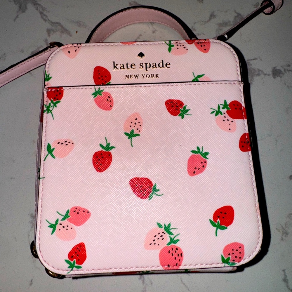 BNWOT Kate Spade Strawberry Crossbody